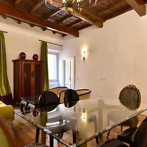https://residenza-clodio-spanish-steps.it-romehotels.com